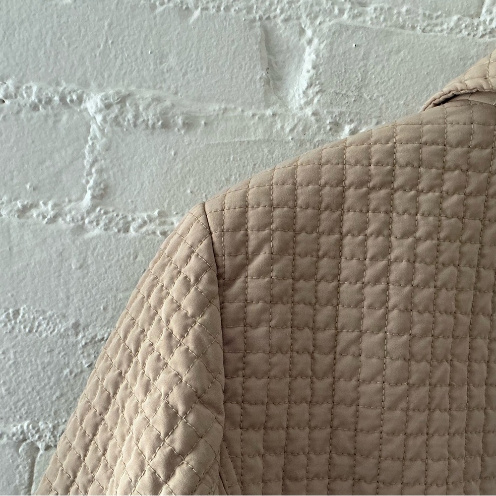 Womens Quilted Jacket Beige Tan Snap Front Classic Versatile Minimalist Size L - Picture 11 of 16